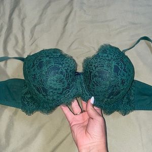 Victoria Secret Green and Blue Lace Bra, Size 34DD